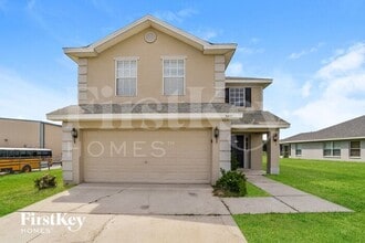 Building Photo - 5401 Oro Valley Rd