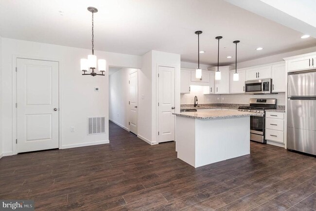 Building Photo - 8177 Haley Ct