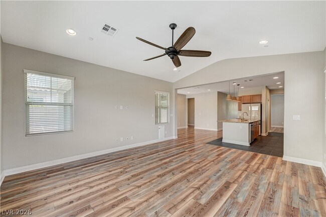 Building Photo - 276 Homeward Way