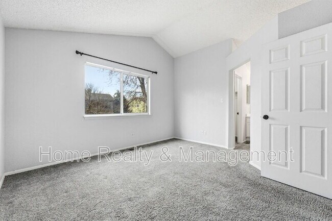 Building Photo - 13223 Quivas St