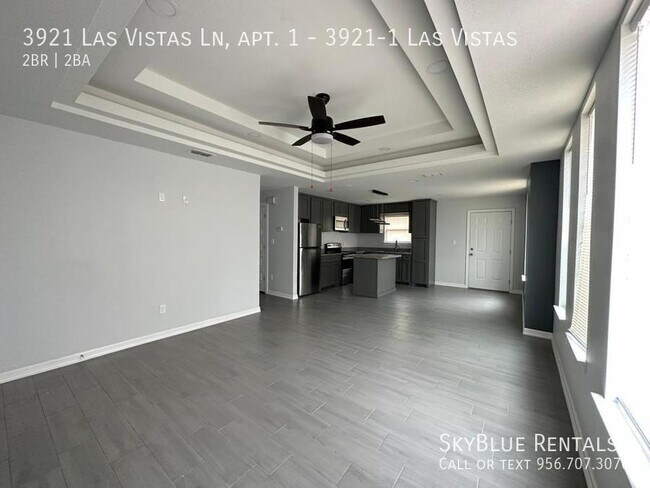 Building Photo - 3921 Las Vistas Ln