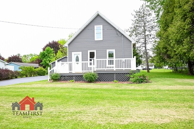 Building Photo - 1115 Cardinal Ln