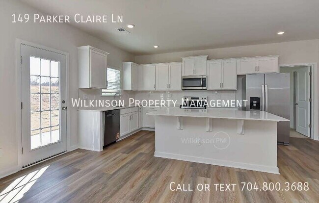 Building Photo - 149 E Parker St