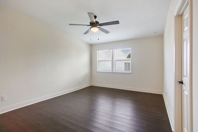 Building Photo - 3251 St Ferdinand St