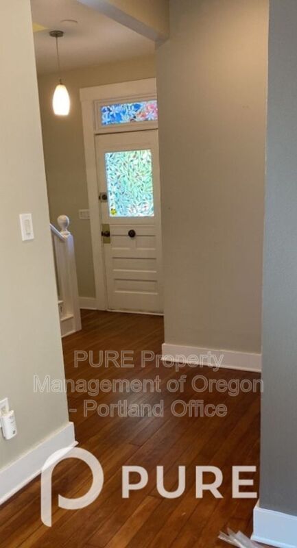 Building Photo - 22 S Meade St