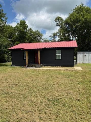 Primary Photo - 324 Dewey St