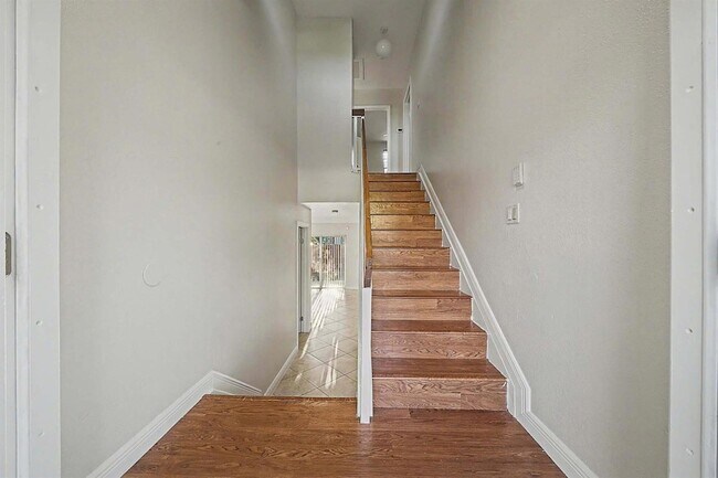 Building Photo - 5789 Woodland Point Dr