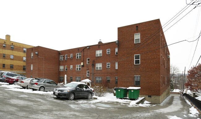 Building Photo - University C