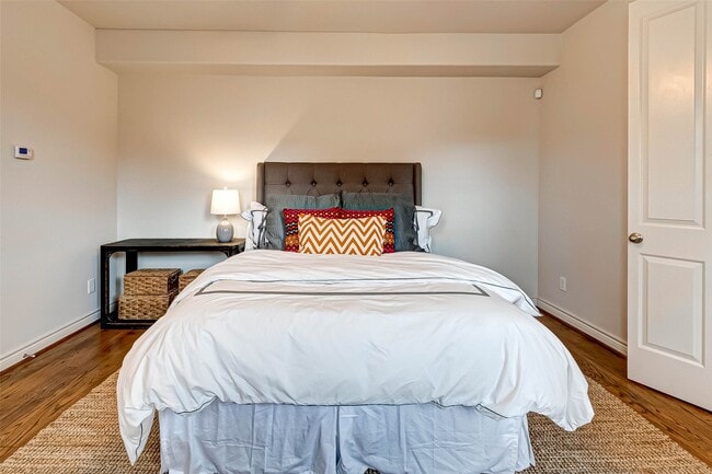 Building Photo - 1514 Summer St