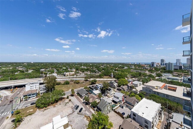 Building Photo - 777 3rd Ave N