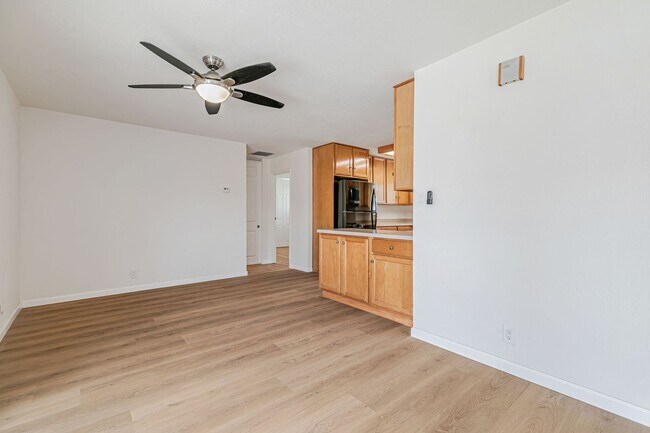 Building Photo - Cambrian Park Home Near Top Schools & Park...