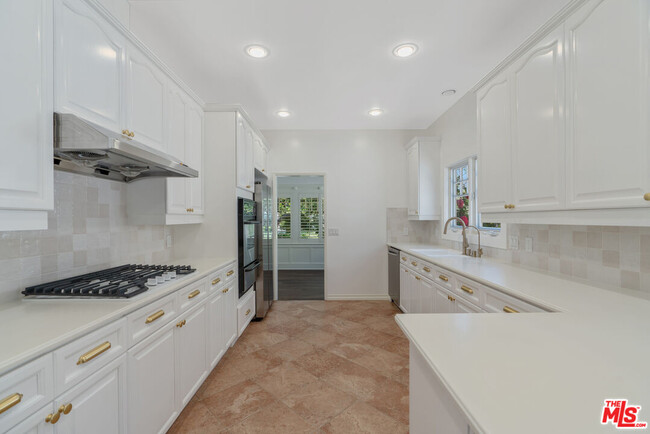 Building Photo - 1510 Marengo Ave