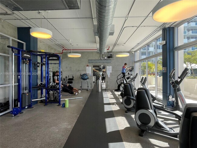 Building Photo - 1200 West Ave