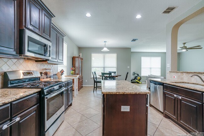 Building Photo - 12310 Red Maple Way