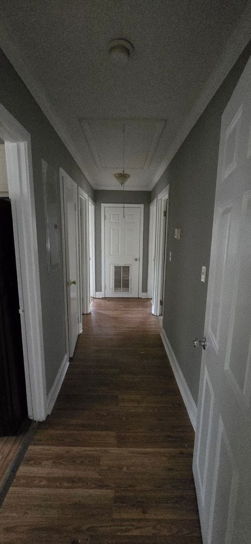 Building Photo - 1613 Cornell Dr