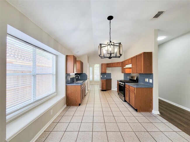 Building Photo - 4226 Daisy Meadow Dr