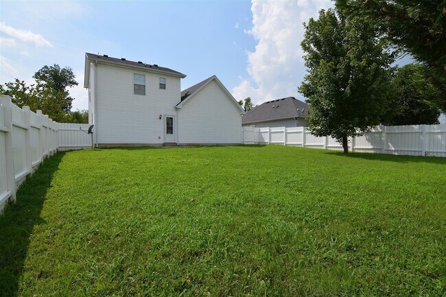 Building Photo - 599 Albion Cir