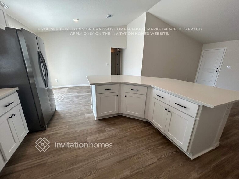 Building Photo - 214 NW 8th Terrace