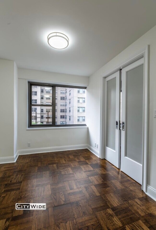 Building Photo - Washington Irving House