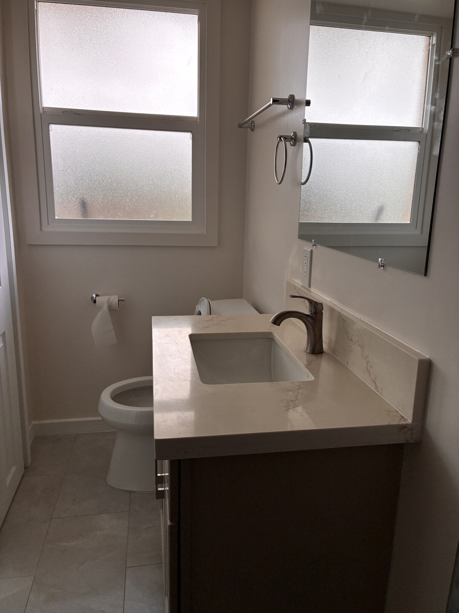 Building Photo - 914 Kinau St