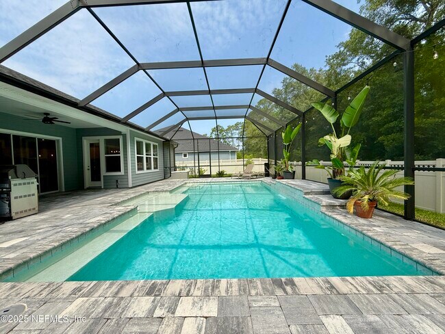 Building Photo - 505 Windwalker Dr