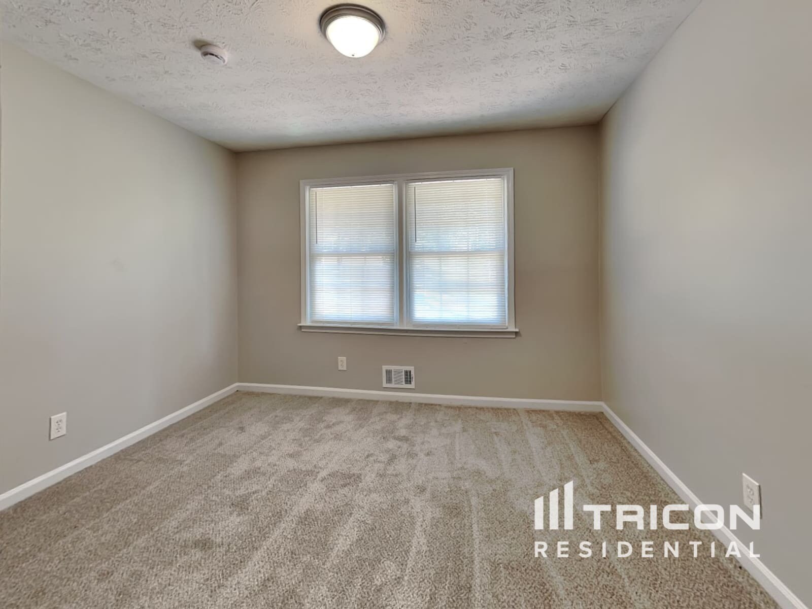 Building Photo - 5555 Richland Dr