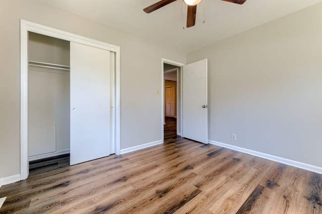 Building Photo - 602 SE 5th St