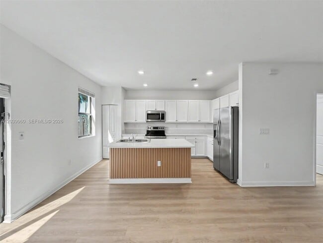 Building Photo - 11296 SW 254th Terrace