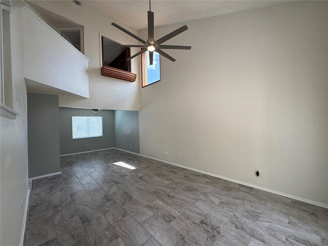 Building Photo - 7906 Winter Song Dr