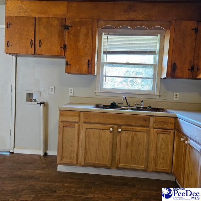 Building Photo - 605 Howard St