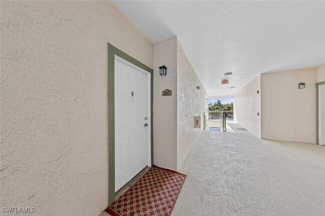 Building Photo - 23680 Walden Center Dr