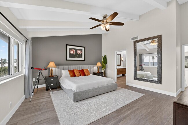 Building Photo - 250 S Ocean Blvd