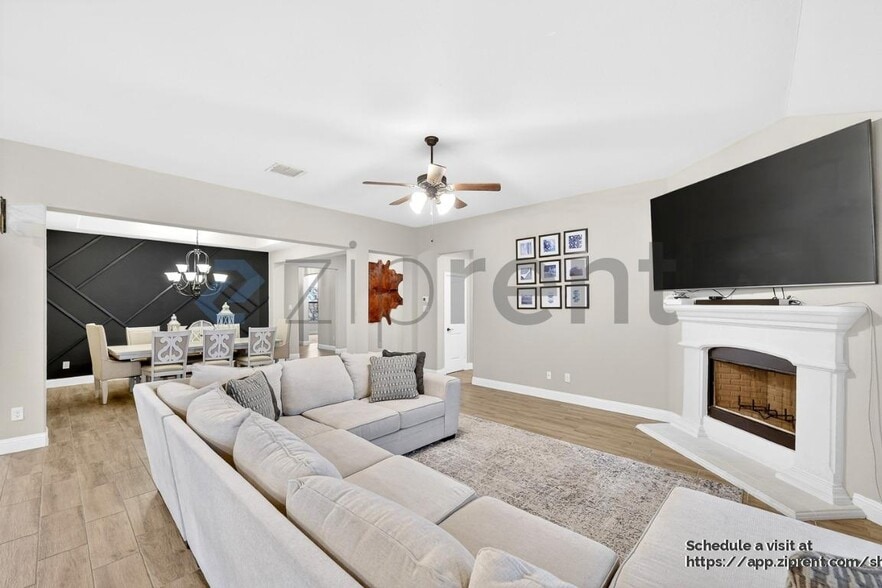 Building Photo - 12501 Eagles Bluff