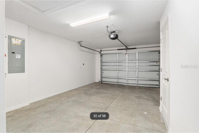 Building Photo - 1746 Brody Ct