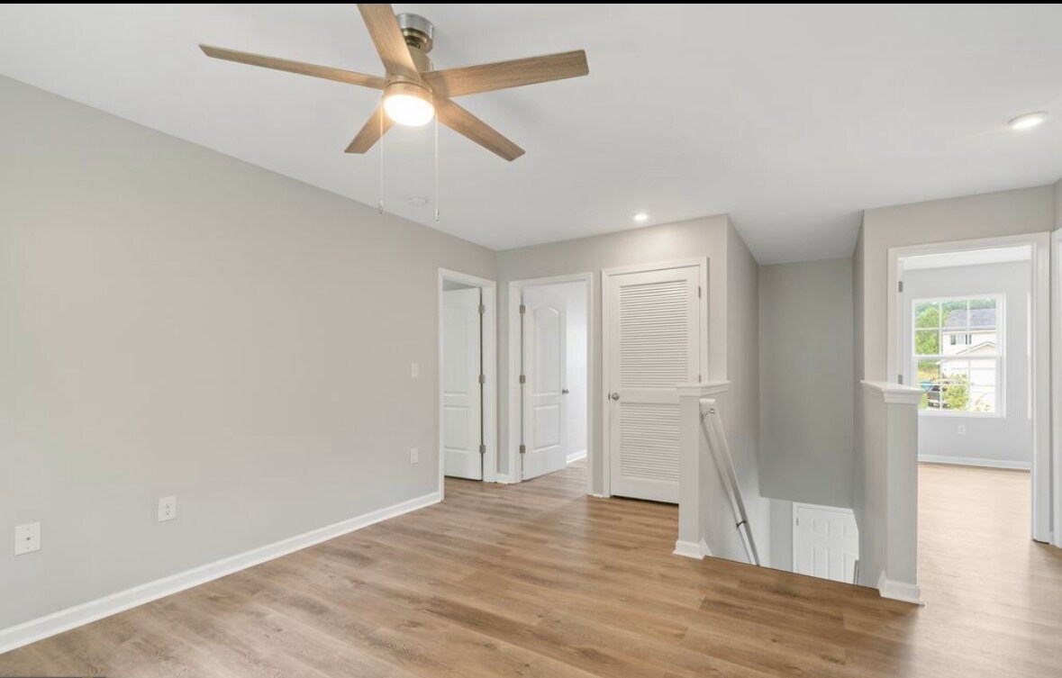 Building Photo - 509 Kinsale Ct