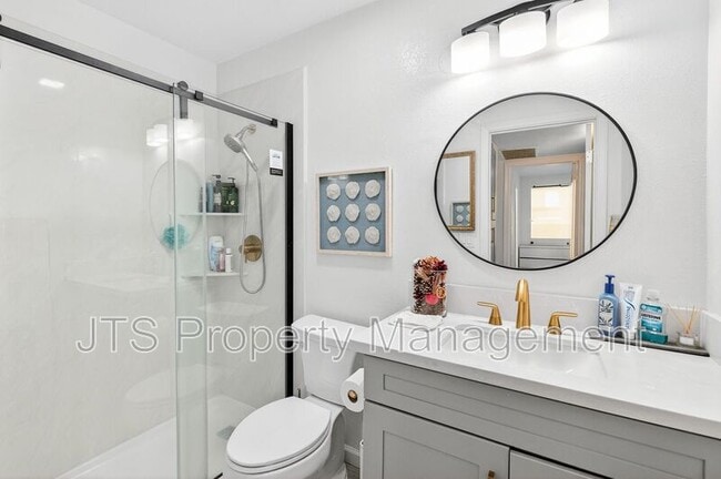 Building Photo - 6120 Westview Way