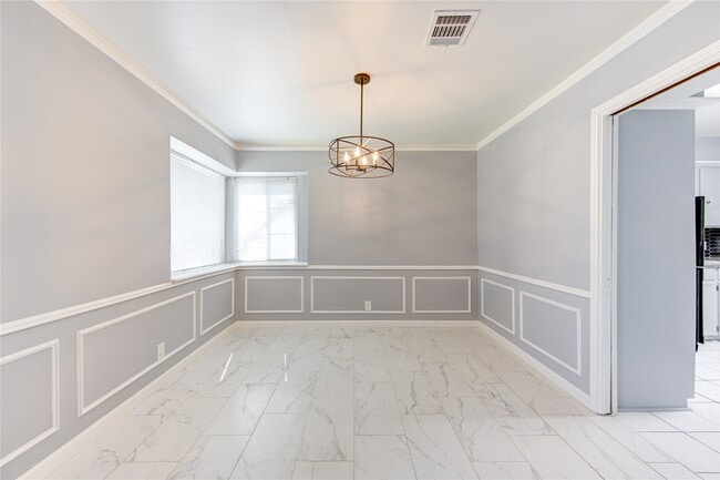 Building Photo - 1718 Anvil Dr