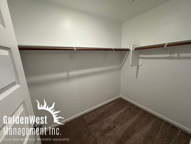 Building Photo - Beautiful 3Bdm 2Ba Home in the Community of Vail