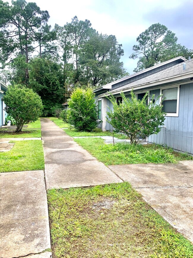 Building Photo - 5128 Indian Lakes Ct
