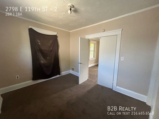 Building Photo - 2798 E 119th St