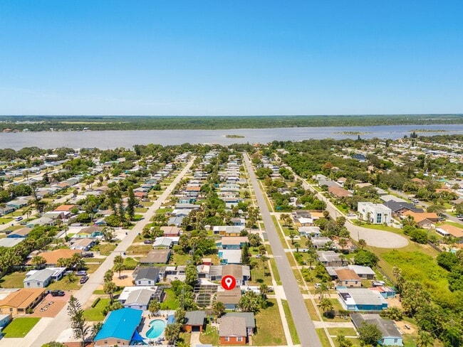 Building Photo - Updated Beachside Ormond Home