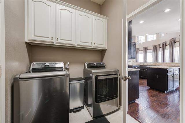 Building Photo - 1804 Briaroaks Dr