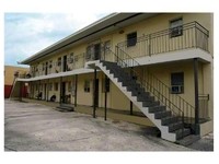 Building Photo - Newly Renovated Community Invigorating Mia...