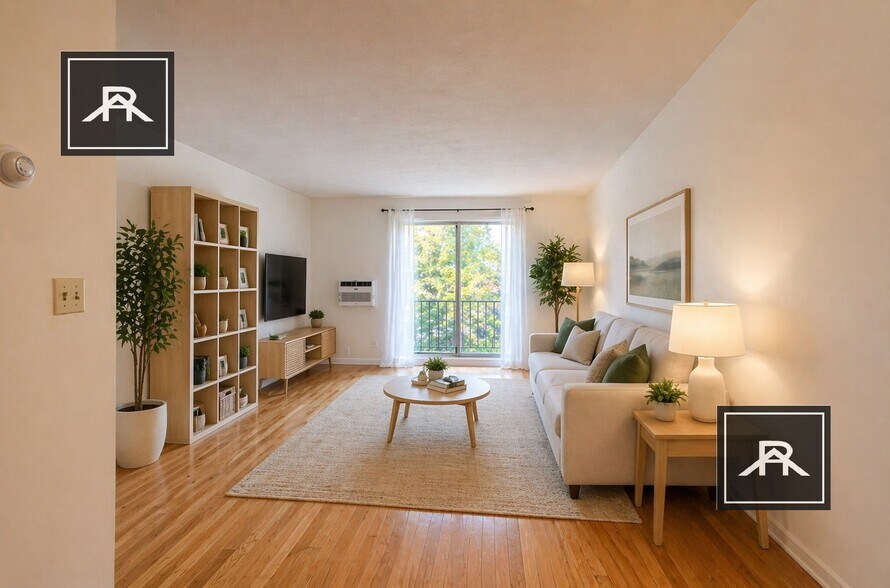 Building Photo - 802 Centre St