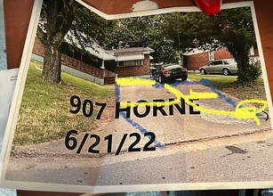 Building Photo - 9Horne Horne Ave