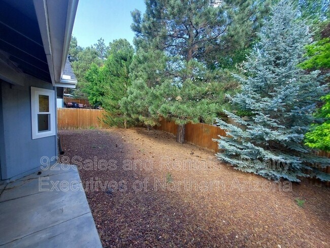 Building Photo - 1469 W Weston Trail
