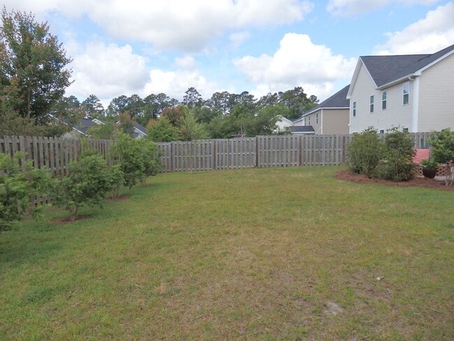 Building Photo - Look No Further. You Have Found Home!!! Available July 15th!