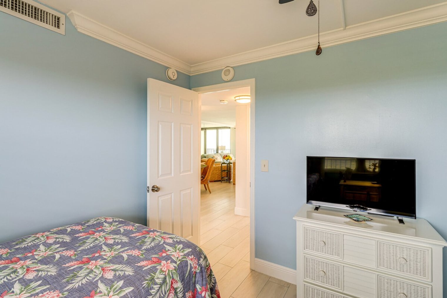 Building Photo - 4250 N Hwy A1A