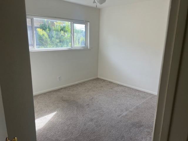 Bedroom - 5851 Woodman Ave