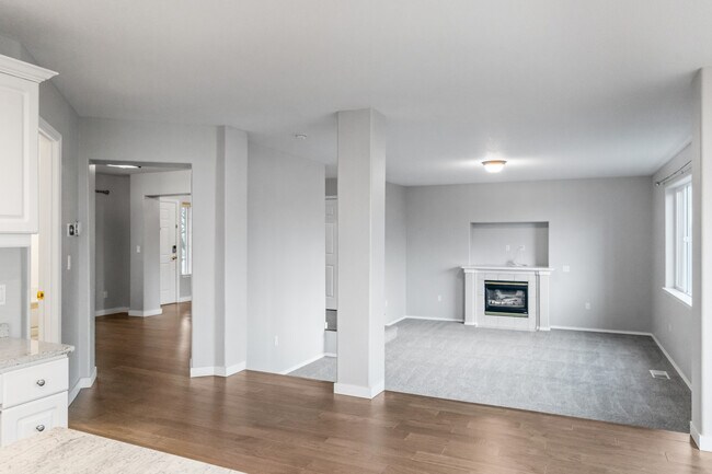 Building Photo - 2851 Cleveland Ave NW